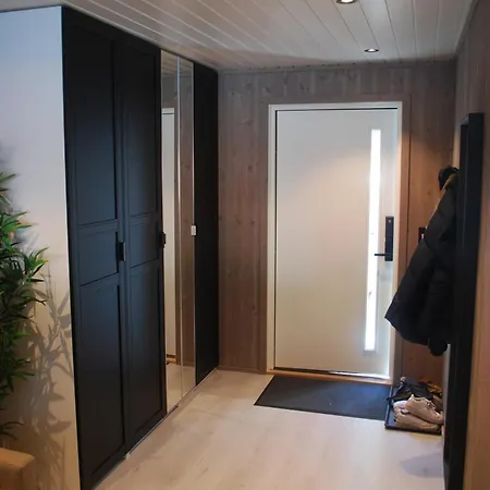 Flott Feriehus Med Bat Pa Feda بيت للعطل